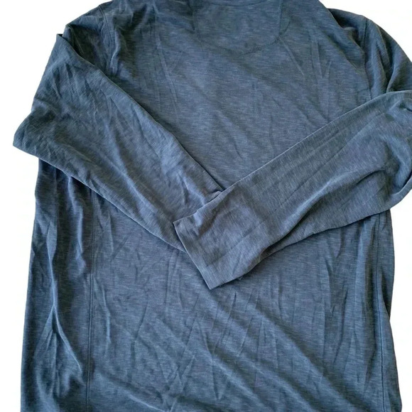 Eddie Bauer Long Sleeve Contour Performance Henley in Carbon - Picture 2 of 7